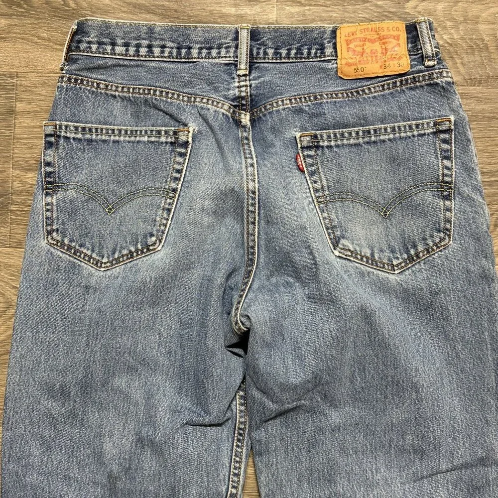 Levis Mens 550 Relaxed Fit Jeans 34x30 Medium Wash Denim Straight Leg 00s